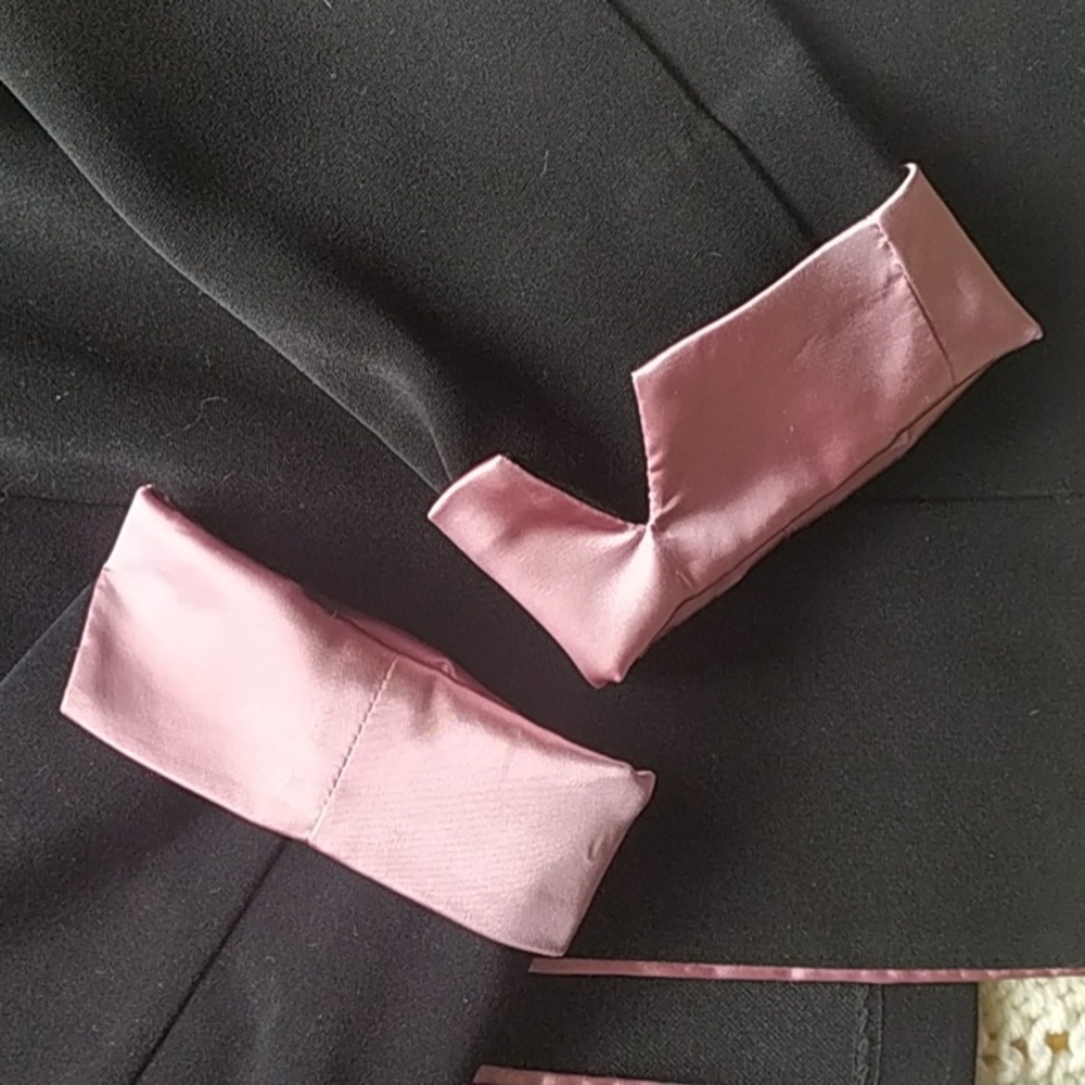 Unique Embroidered Rose Blazer - Picture 7 of 16